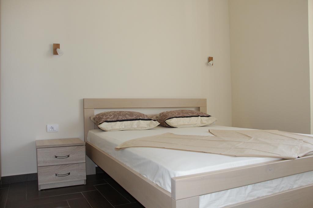 Apartment Family Ulcinj Exterior foto