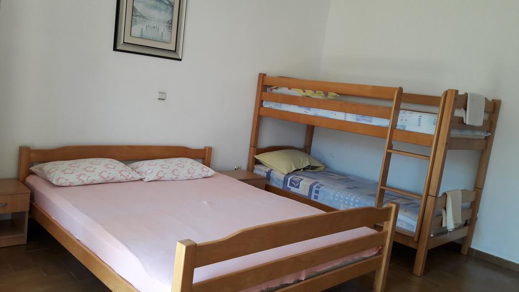 Apartment Family Ulcinj Quarto foto